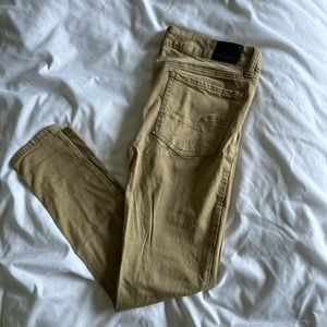 American Eagle Skinny khaki